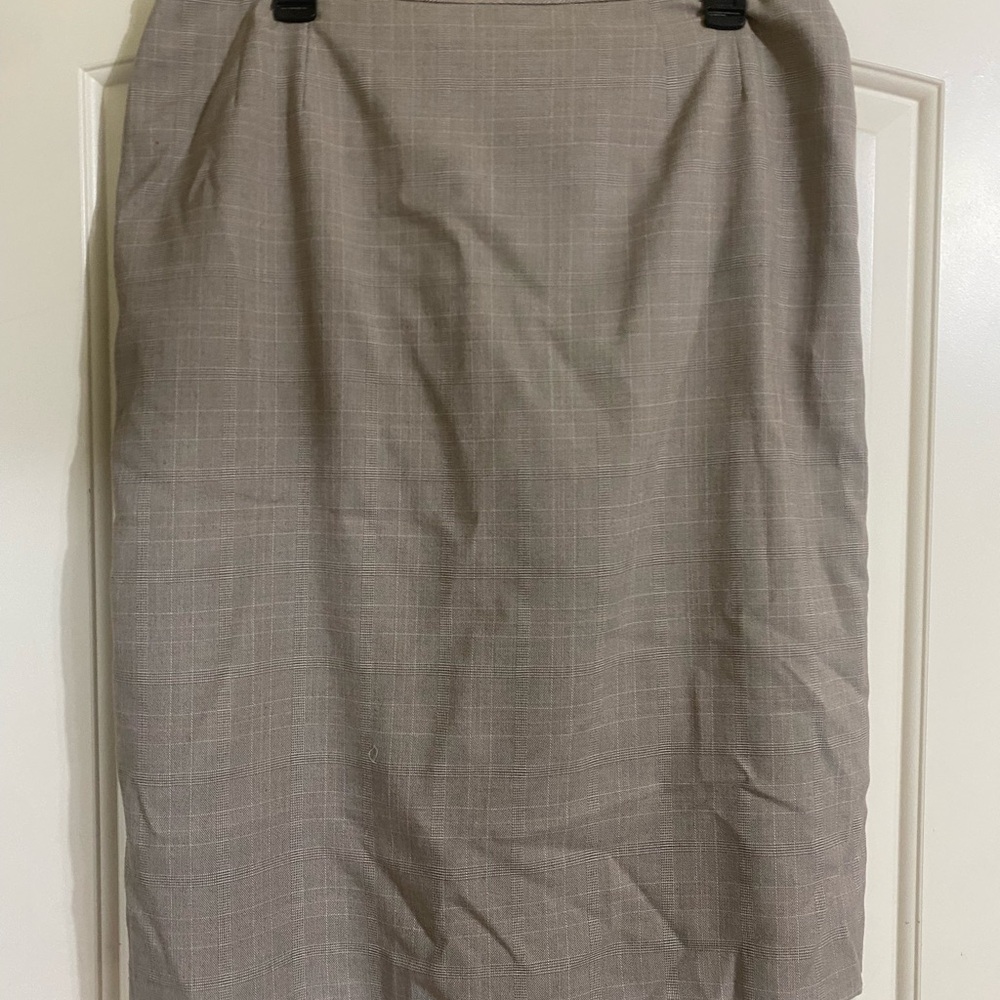Kasper Tan Pencil Skirt Knee-length Work
